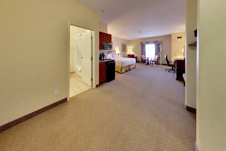 Room 26 of 108