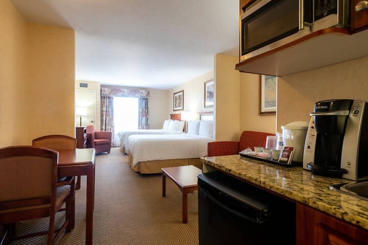 Room 48 of 108