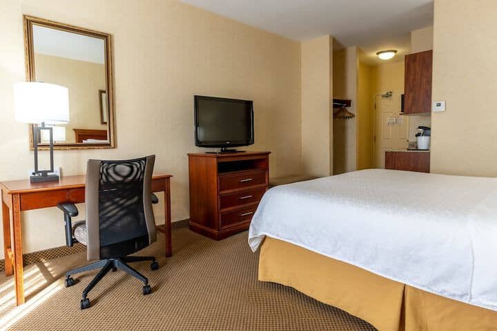 Room 54 of 108