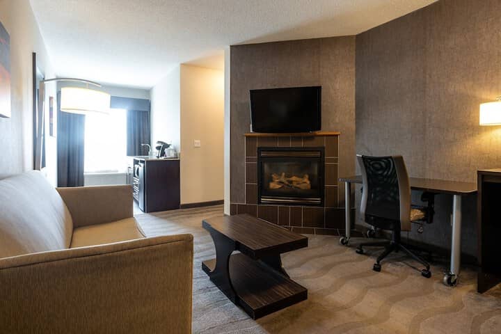 Room 53 of 108